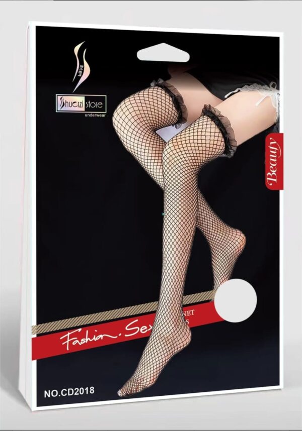 medias de red con encaje y volantes negros sexy mujer chile